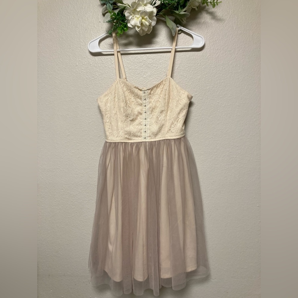Cream Lace And Chiffon Organza A Line Dress S
